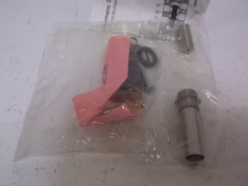 LOT OF 2 PARKER PS2013BP KIT 42 SOLENOID SERVICE NSMP