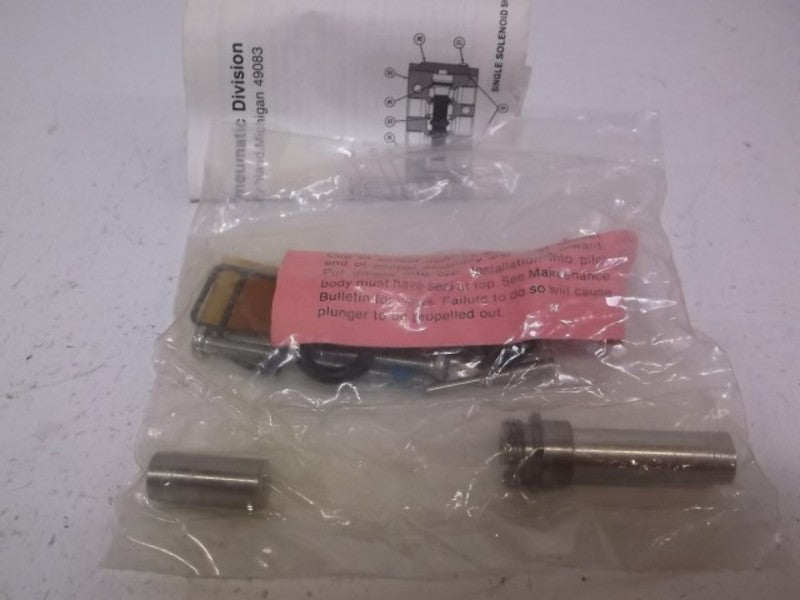 LOT OF 2 PARKER PS2013BP KIT 42 SOLENOID SERVICE NSMP