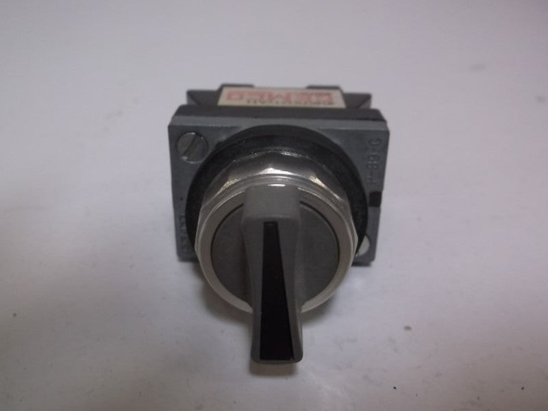 GEMCO 404S7X121YA11 PUSHBUTTON  NSMP