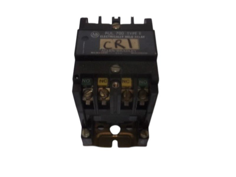 ALLEN BRADLEY 700-R310A24 SER. B  UNMP