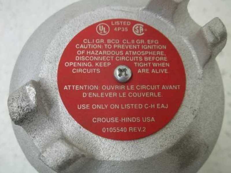 CROUSE-HINDS 0105540 REV.2 HAZARDOUS LOCATION CONTROL ENCLOSURE  NSNP NO  BOX
