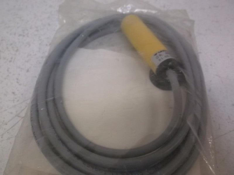 TURCK BI 5-S18-AD4X PLASTIC BARREL W/CABLE  NSNP FACTORY BAG
