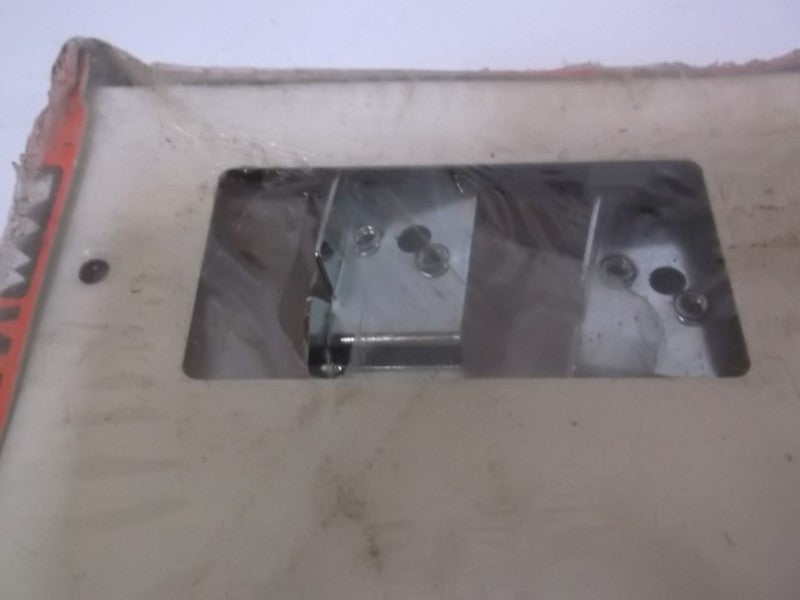 LOT OF 5 WIREMOLD V4048R RECEPTACLE COVER NSMP