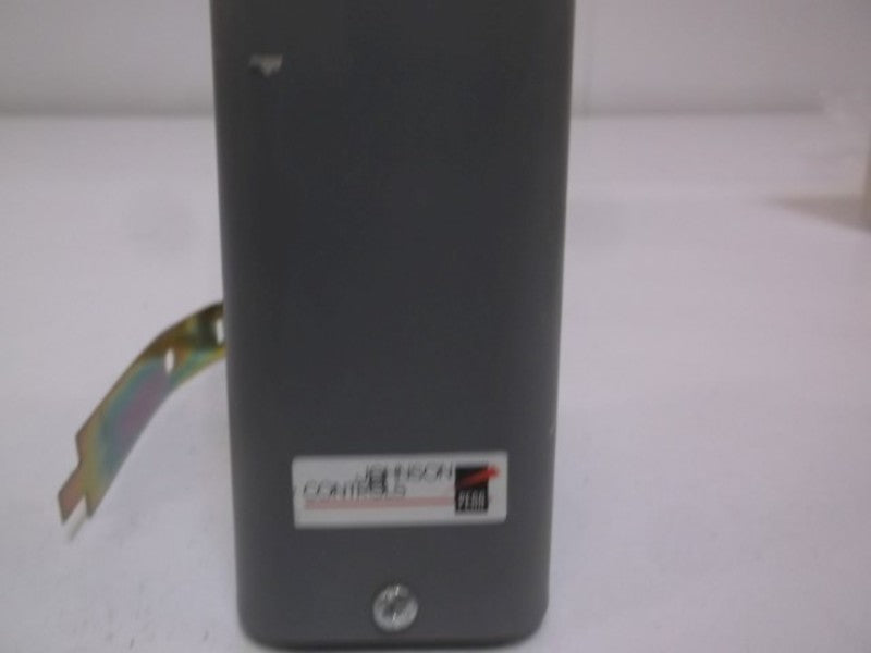 JOHNSON CONTROLS A19DAF-2C TEMPERATURE CONTROL  NSMP