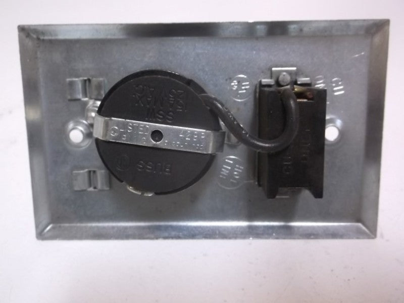 LOT OF 3 FUSETRON SSW SWITCH ON BOX COVER NSMP