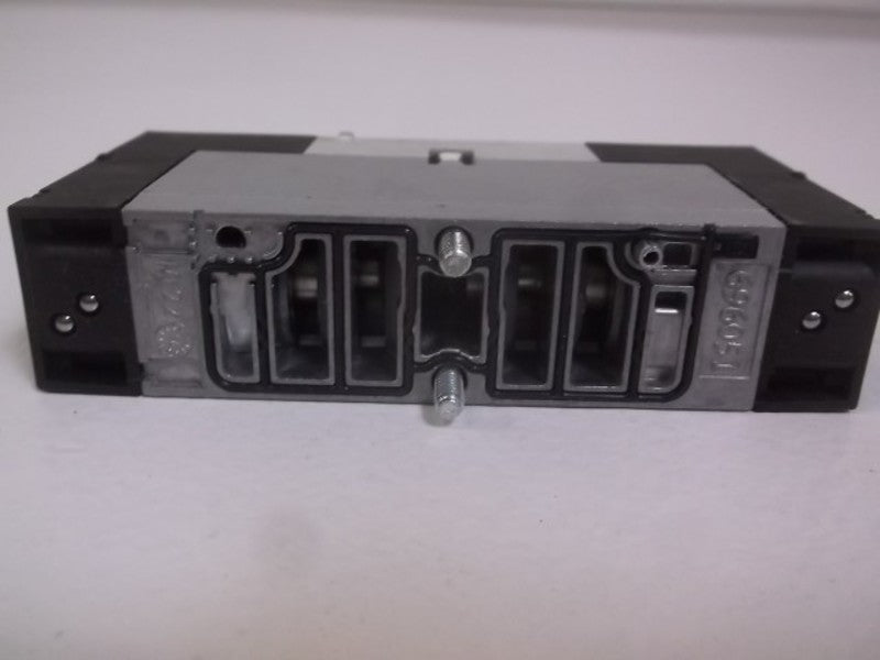 FESTO VSVA-B-T32C-AZH-A1-1R5L SOLENOID VALVE  NSNP