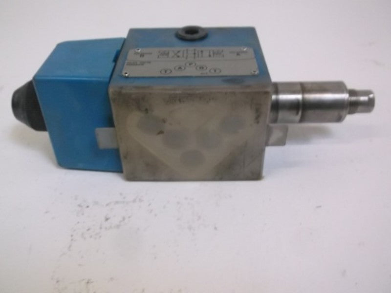 VICKERS DG4S4-016C-B-60-S324 110/120V 3600PSI (AS PICTURED) UNMP