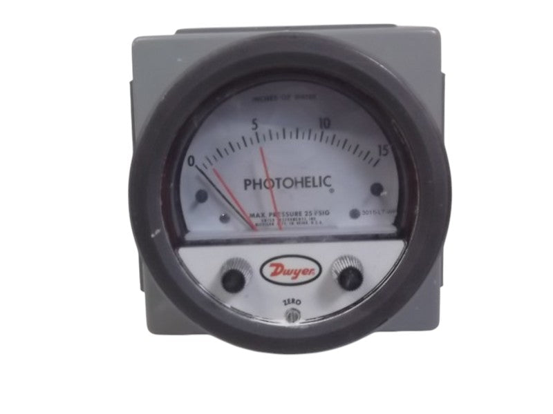 DWYER 3015-LT-WP PHOTOGELIC DIFF PRESSURE SWITCH GAUGE  UNMP