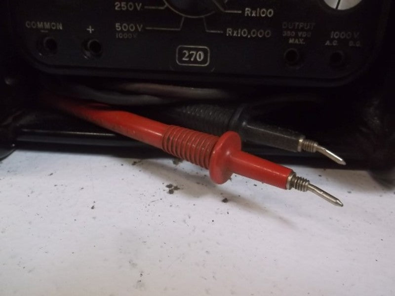 SIMPSON 270 SERIES 4 VOLT OHM MILLIAMMETER  UNMP