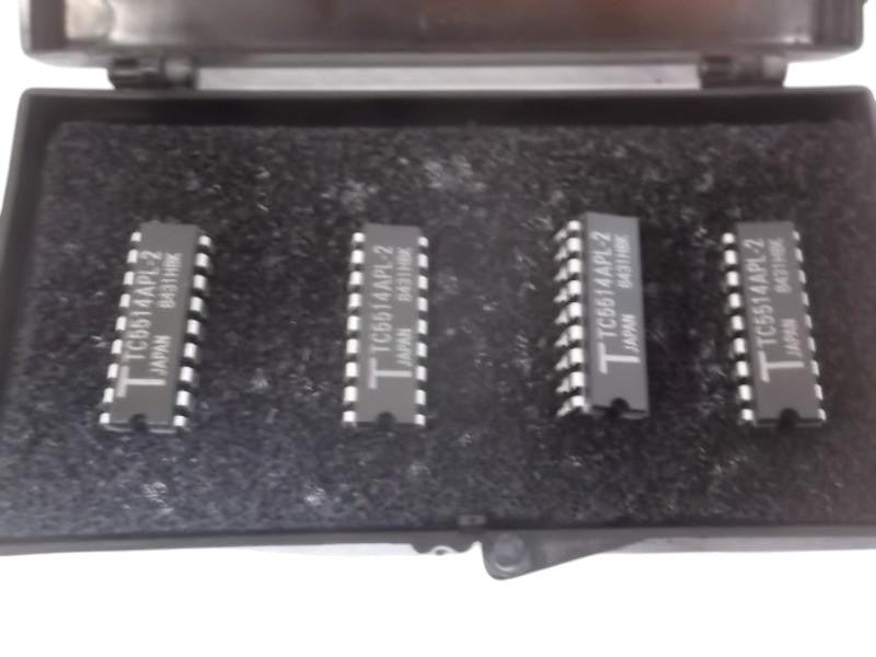 LOT OF 4 TEXAS INSTRUMENTS 2587681-8005 MEMORY EP ROM CHIP NSMP