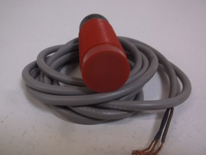 SQUARE D 9006-DPH311P PROXIMITY SWITCH  UNMP
