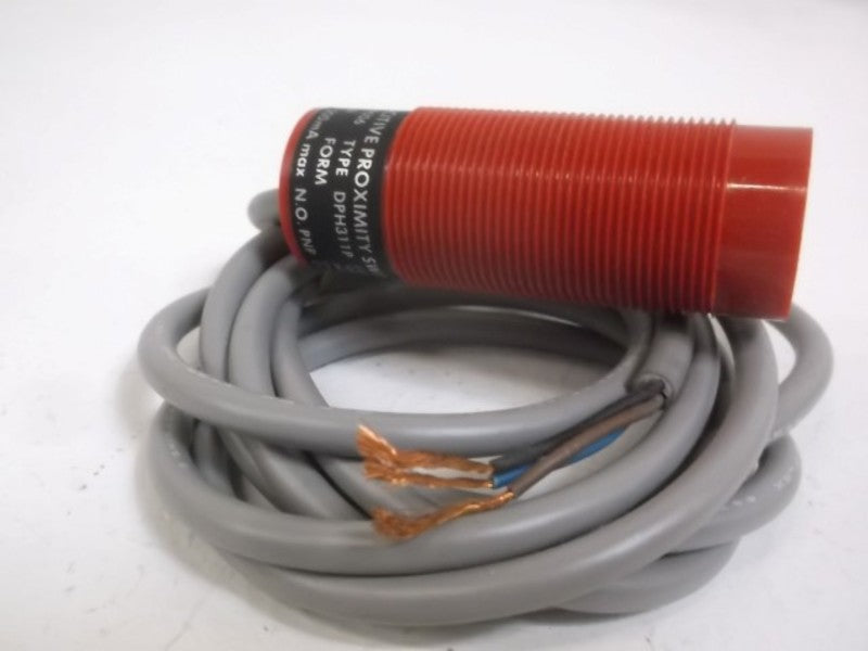 SQUARE D 9006-DPH311P PROXIMITY SWITCH  UNMP