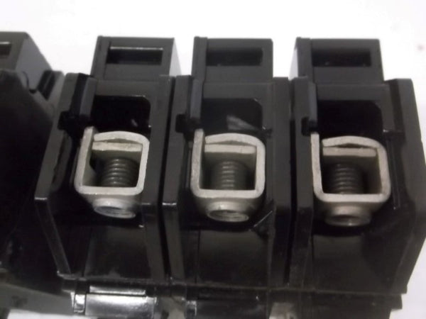 LOT OF 2 GENERAL ELECTRIC THQC32020WL CIRCUIT BREAKERS NSMP