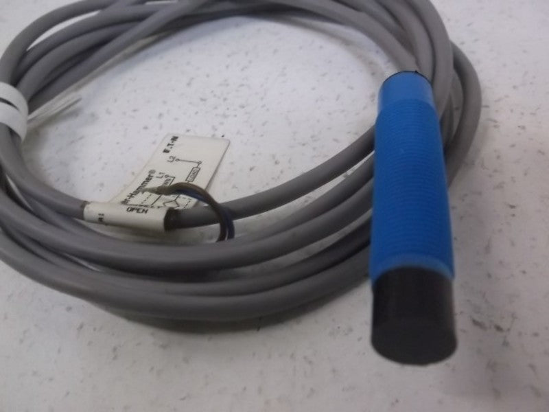 CUTLER HAMMER E55CAL12A2 PROXIMITY SWITCH  UNMP