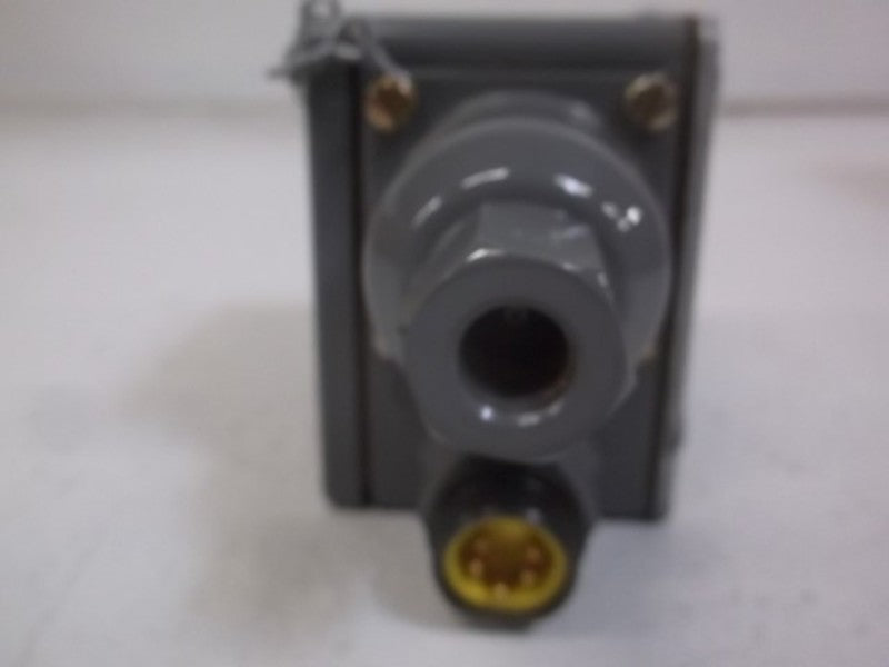 ALLEN BRADLEY 836T-T252JX24X15 (AS PICTURED)  NSNP