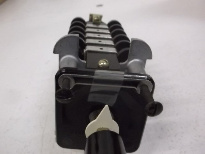 GENERAL ELECTRIC 16SB9EC429SSZ24L TYPE SB-9 SWITCH (AS PICTURED)  UNMP