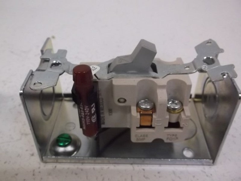 SIEMENS SMFFG5P TOGGLE SWITCH (AS PICTURED)  NSNP