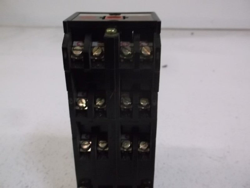 ALLEN BRADLEY 700-PK1200A24 SER. B 600V  UNMP