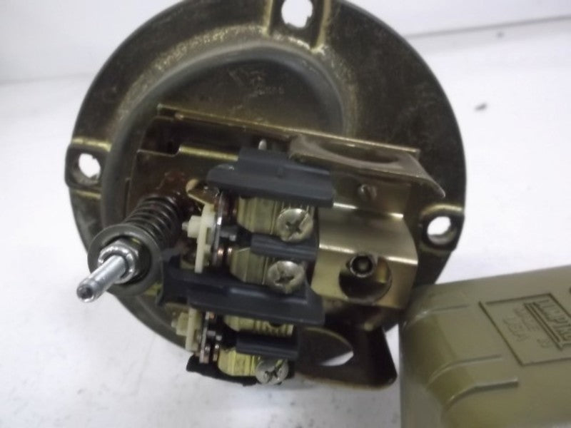 SQUARE D 9037-DG1 FLOAT SWITCH  UNMP