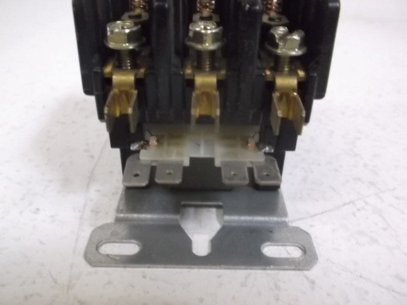 PRODUCTS UNLIMITED 3100-30T9281 CONTACTOR  UNMP