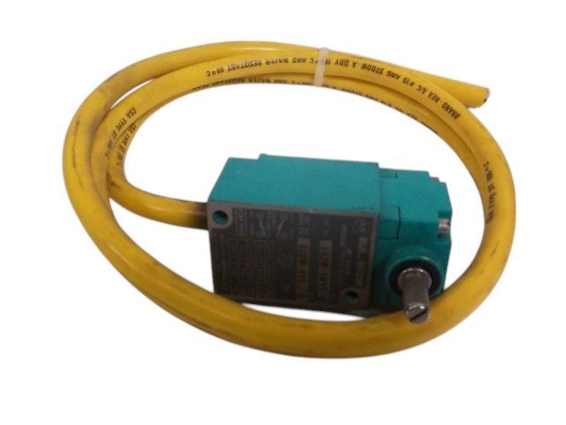 ALLEN BRADLEY 802M-AMY5 SER. B  LIMIT SWITCH PRE-WIRED  UNMP
