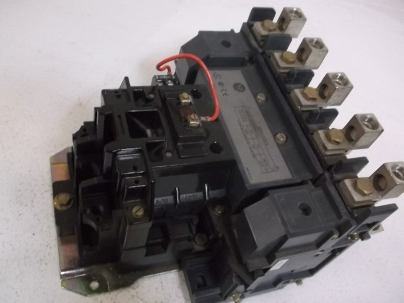 ALLEN BRADLEY 500-EOD950 SER. A CONTACTOR 600V 135 AMP  UNMP
