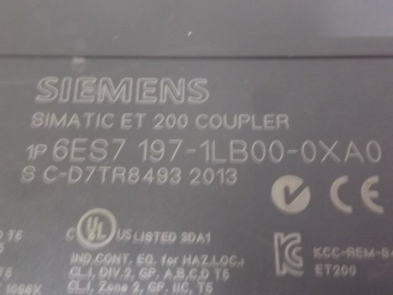 SIEMENS SIMATIC ET 200 6ES7 197-1LB00-0XA0 CONNECTOR Y-COUPLER  UNMP