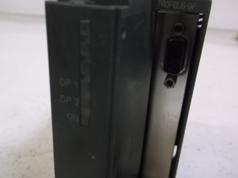 SIEMENS SIMATIC ET 200 6ES7 197-1LB00-0XA0 CONNECTOR Y-COUPLER  UNMP