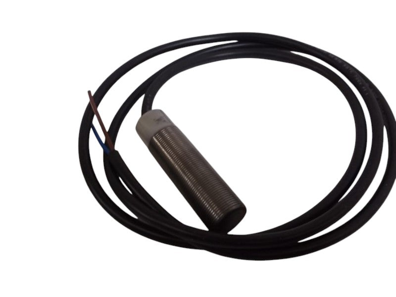 CUTLER HAMMER E57SAL-18A2 PROXIMITY SWITCH 18MM INDUCTIVE SHORT BODY  UNMP