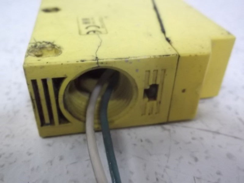 BANNER ENGINEERING Q853E EMITTER (AS PICTURED)  UNMP