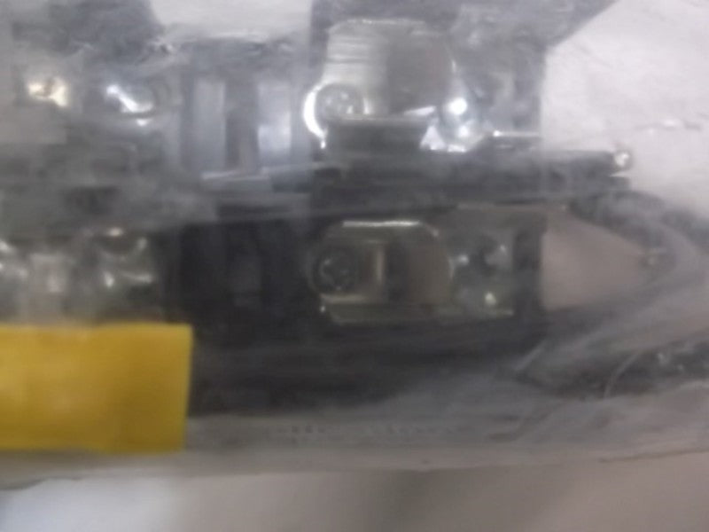 LITTELFUSE L60030C FUSEBLOCK 30AMP  NSNP IN BAG