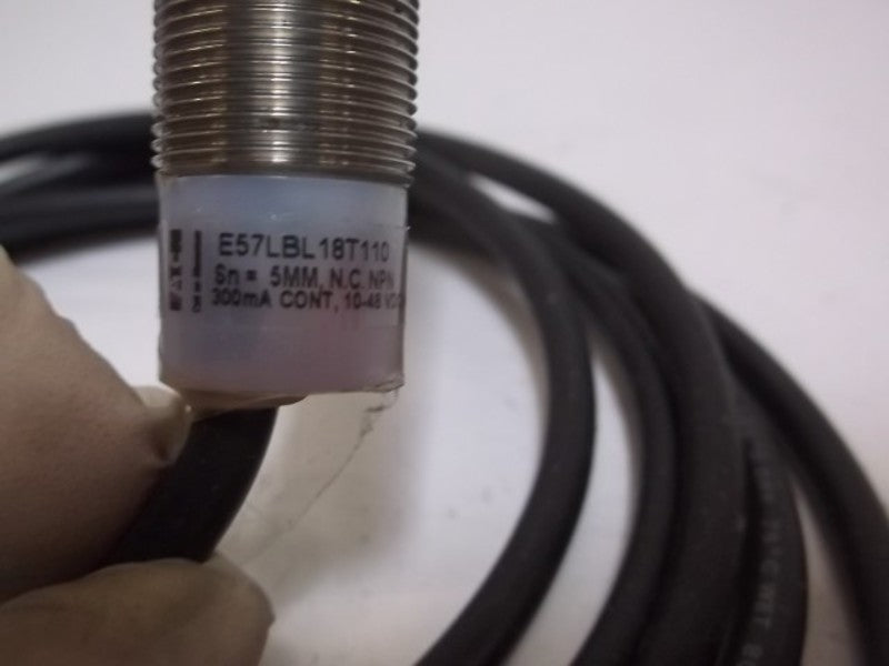 CUTLER HAMMER E57LBL18T110 STANDARD PROXIMITY SWITCH  UNMP