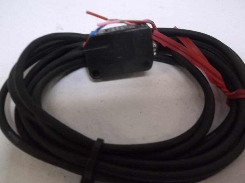 KEYENCE PZ2-51T 12-24VDC NSNP