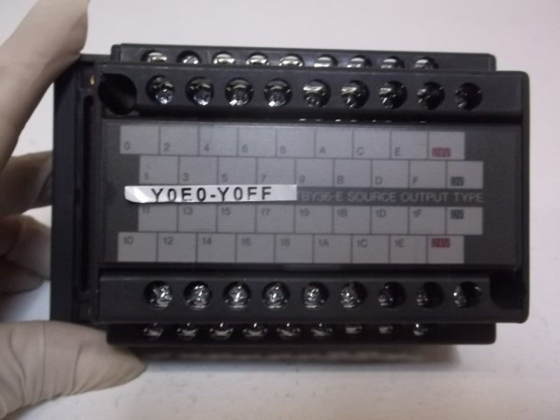 MITSUBISHI A6TBY36-E TERMINAL BLOCK 36PT SOURCE OUT 1 WIRE  UNMP