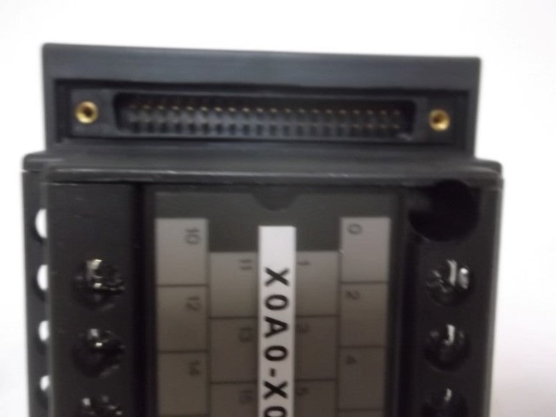 MITSUBISHI A6TBX36-E TERMINAL BLOCK 32PT SOURCE IN 1 WIRE  UNMP