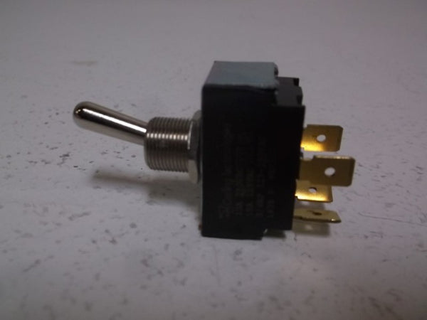 CARLING 1405 R TOGGLE SWITCH  NSNP