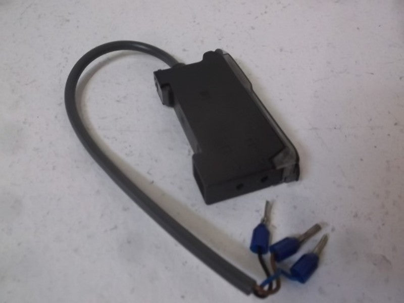 OMRON E3X-DA11 PHOTOELECTRIC SENSING RED LED 2M  UNMP
