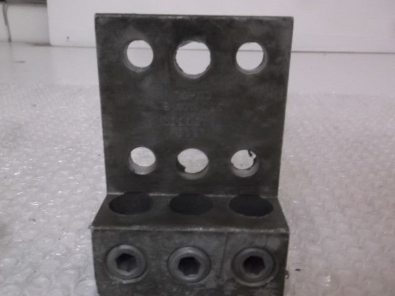 ILSCO T3A2-350N LUG MECHANICAL 2 HOLE 3 CONDUCTOR  UNMP