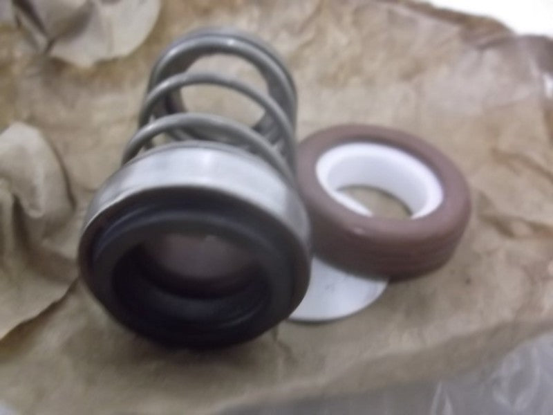 LOT OF 2 FLOWSERVE 168V SHAFT SEALS NSMP