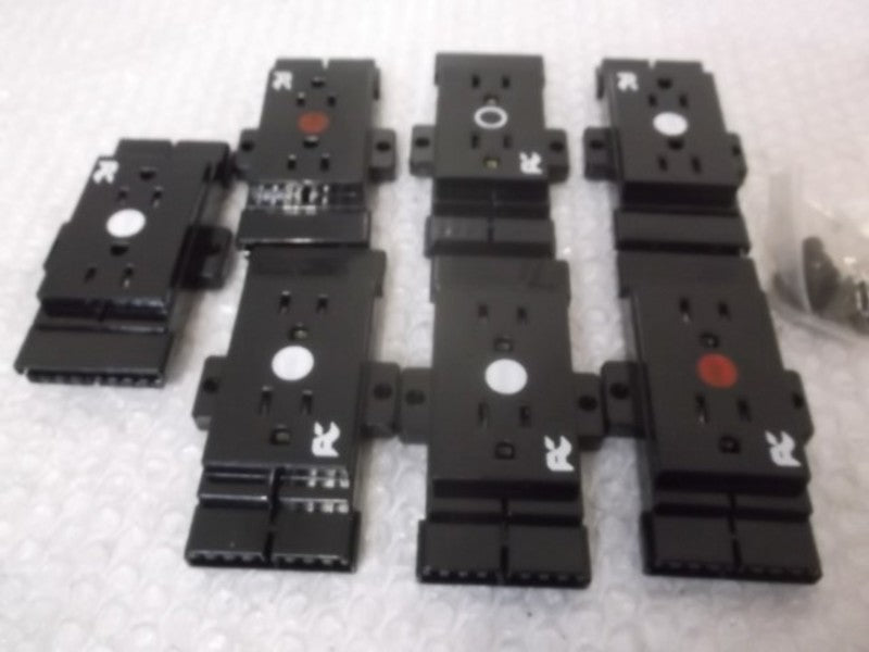LOT OF 7 PANELS 18N OUTLET UNMP