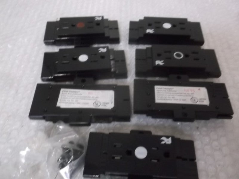 LOT OF 7 PANELS 18N OUTLET UNMP
