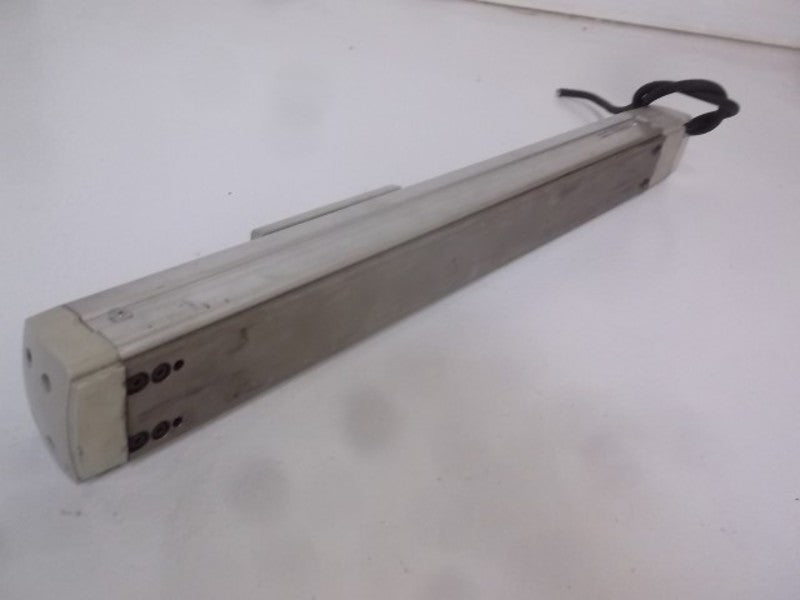 IAI DS-S5M-300 ACTUATOR 300MM STROKE  UNMP