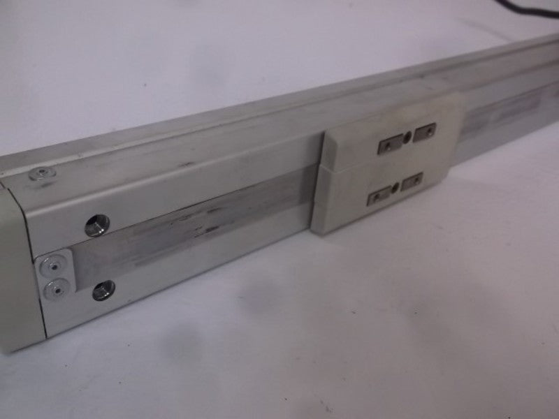 IAI DS-S5M-300 ACTUATOR 300MM STROKE  UNMP