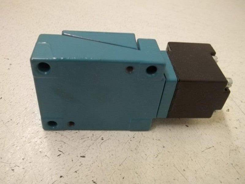 MICRO SWITCH LZZ41 LIMIT SWITCH  NSNP