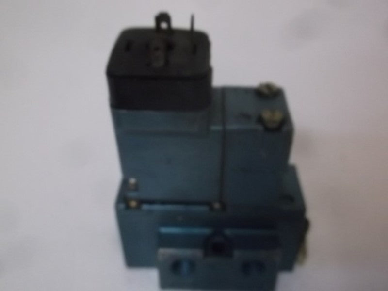 MAC 911A-PM-611JA SOLENOID VALVE 25-150 PSI  UNMP