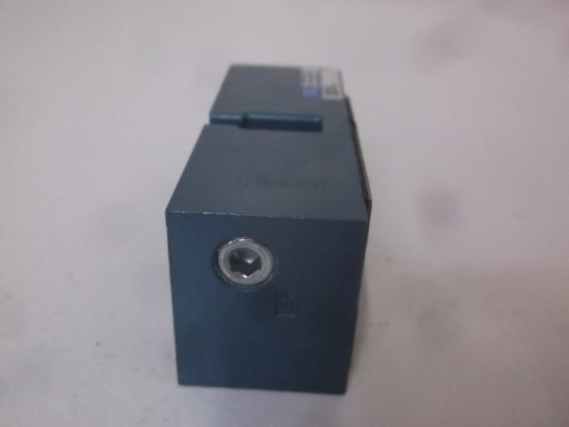 MAC M92007-01 PNEUMATIC SOLENOID VALVE MANIFOLD  NSNP