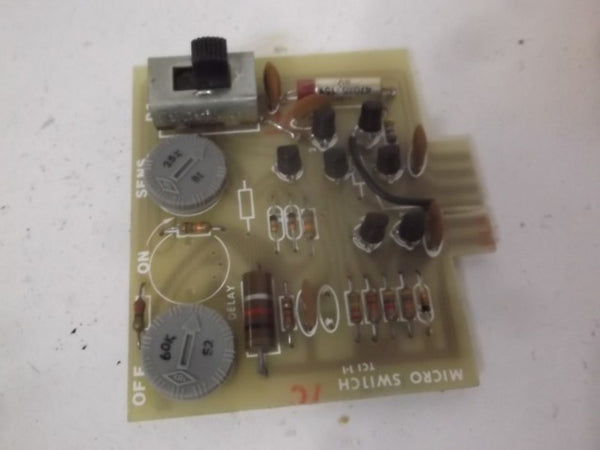 MICRO SWITCH FE-L0G5R PHOTOELECTRIC LOGIC BOARD  NSMP