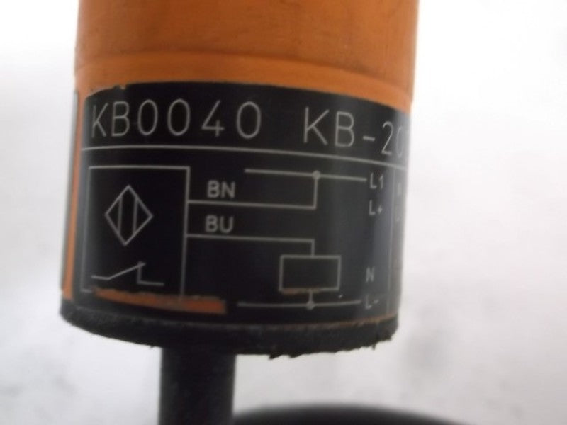 IFM EFECTOR KB0040 CAPACITIVE SENSOR  UNMP