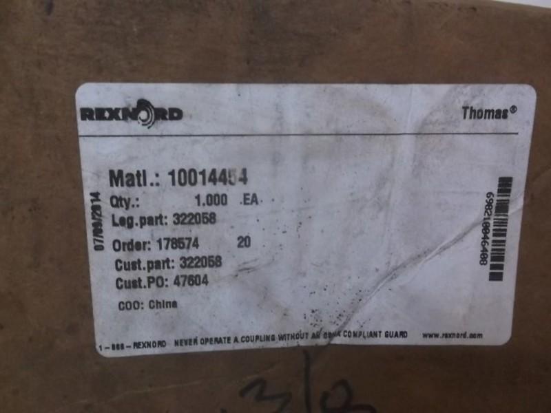 REXNORD 322058 COUPLING HUB RSB AMR 200 15/16"  NSMP