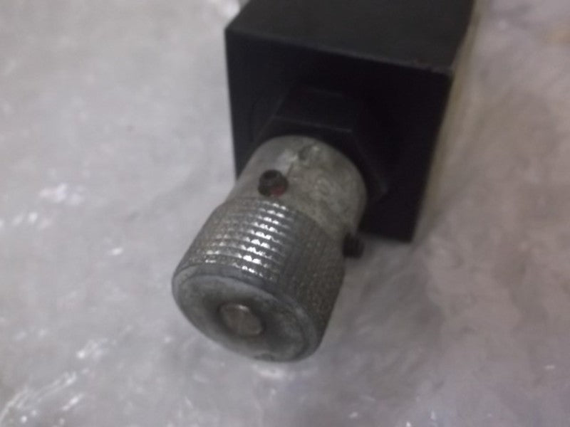 PARKER FM220 FM2-20KU HYDRAULIC FLOW CONTROL VALVE  NSNP